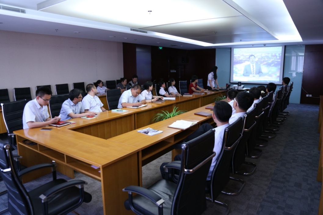 集團(tuán)開展“職場360度溝通技巧”培訓(xùn)
